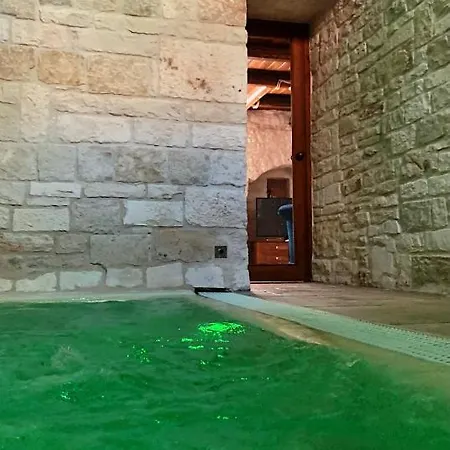 Trulli E Puglia Luxury אלברובלו