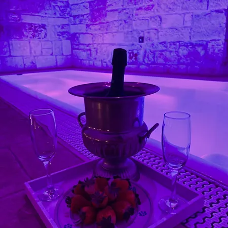 Trulli E Puglia Luxury אלברובלו