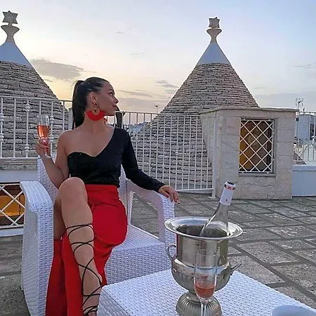 Aparthotel Trulli E Puglia Luxury 4*